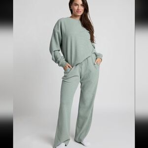 **SOLD** NWT Comfrt Waffle Lounge Matching Set